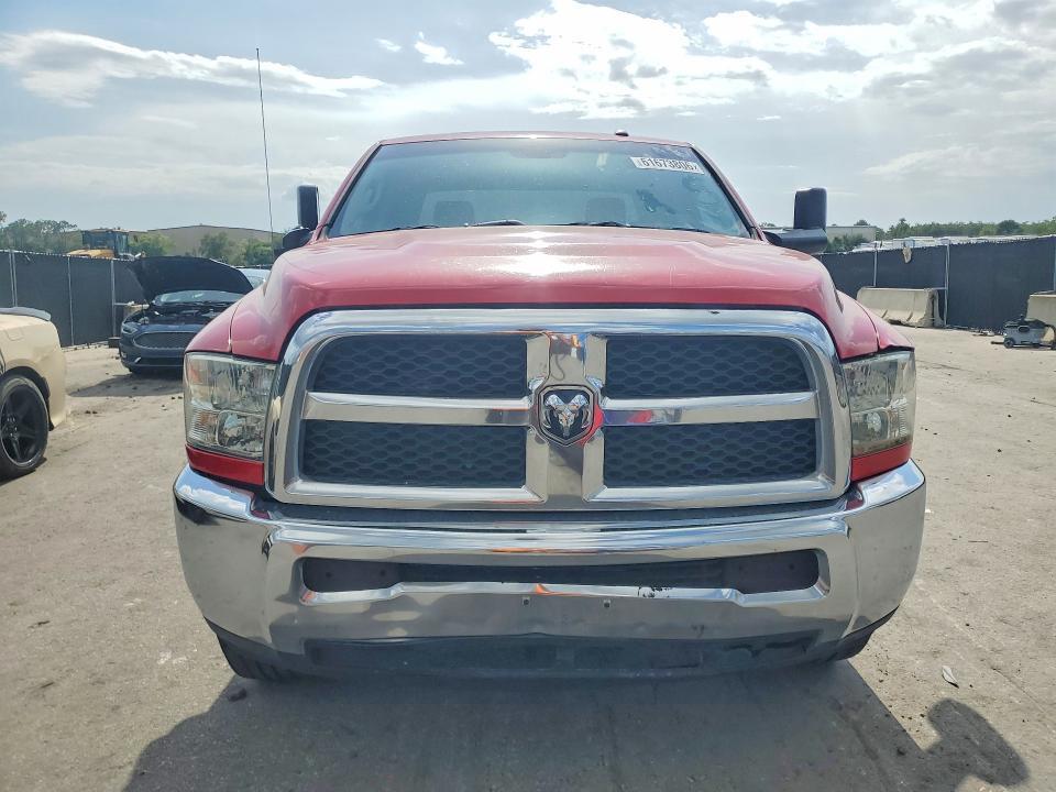 2016 RAM 2500 ST — Фото 5 из 12