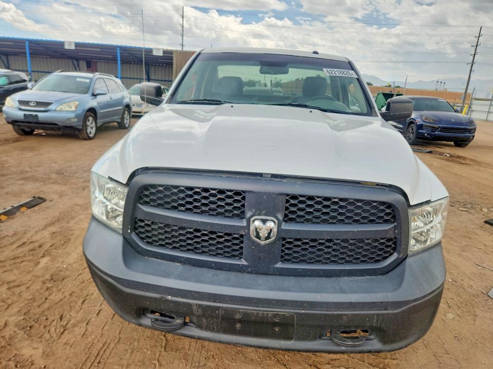 2016 RAM 1500 ST — Фото 5 из 12
