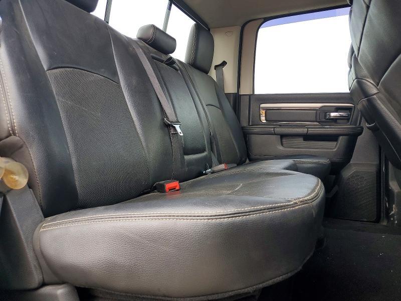 2016 RAM 1500 SPORT — Фото 10 из 12