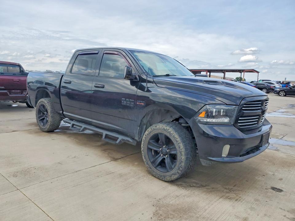 2016 RAM 1500 SPORT — Фото 4 из 12