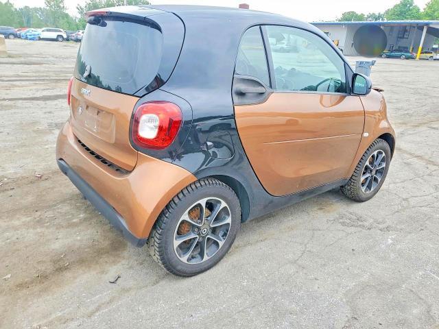2016 SMART FORTWO — Фото 4 из 13
