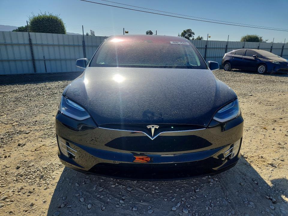 2016 TESLA MODEL X — Фото 5 из 13
