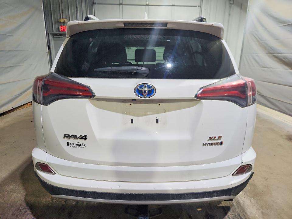 2016 TOYOTA RAV4 HV XLE — Фото 6 из 13