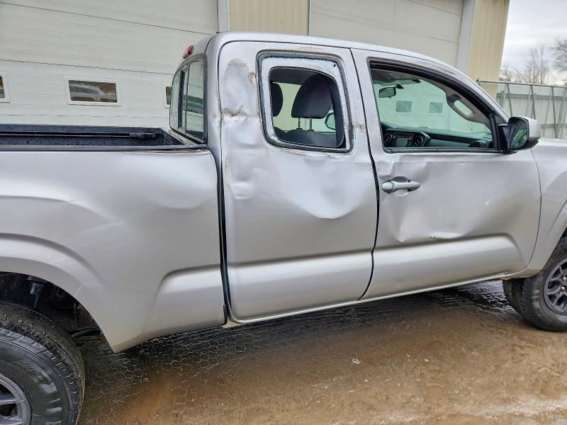 2016 TOYOTA TACOMA SR — Фото 10 из 12