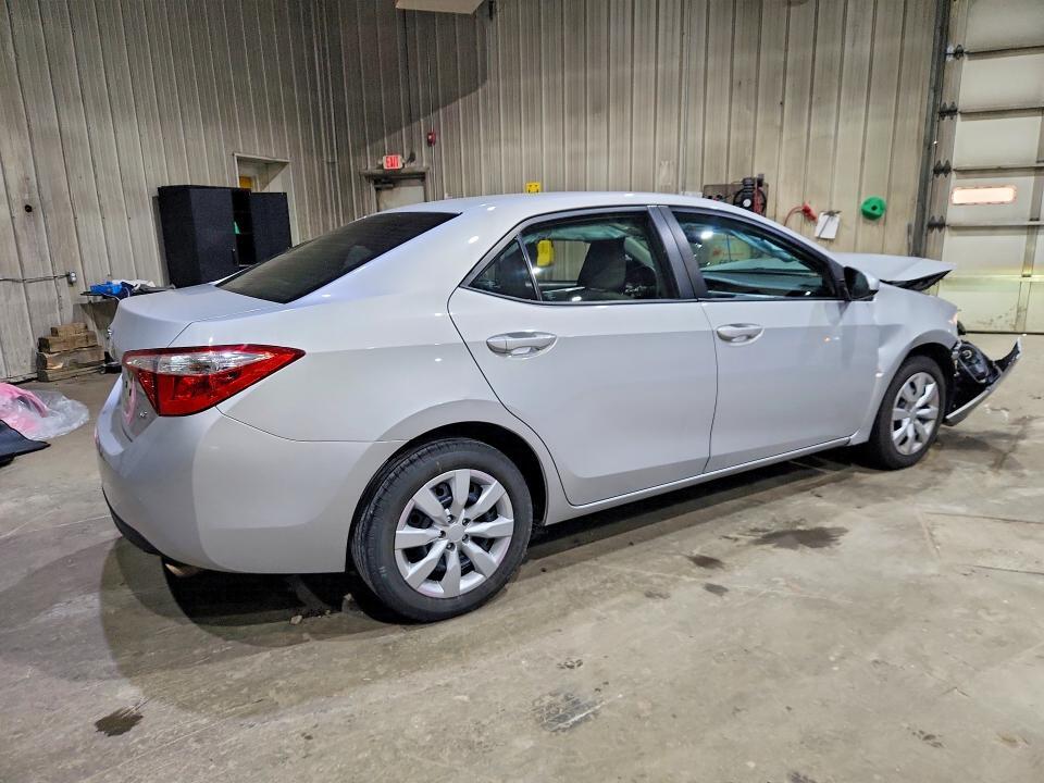2016 TOYOTA COROLLA LE — Фото 3 из 12