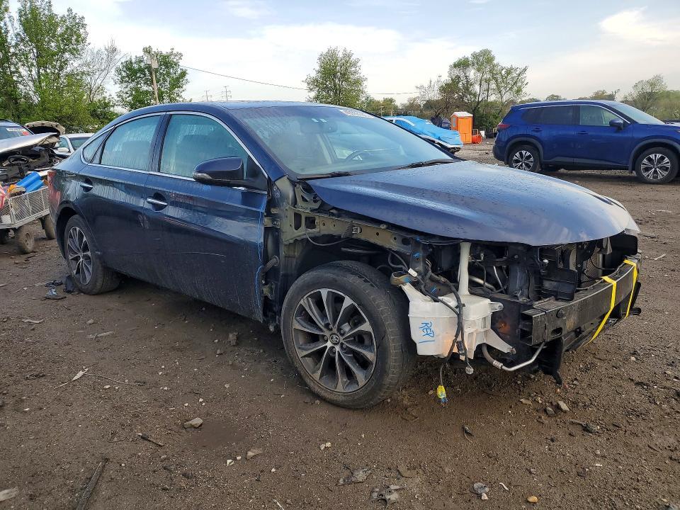 2016 TOYOTA AVALON XLE PREMIUM — Фото 4 из 12