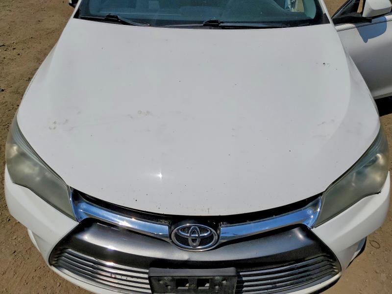 2016 TOYOTA CAMRY LE — Фото 11 из 12