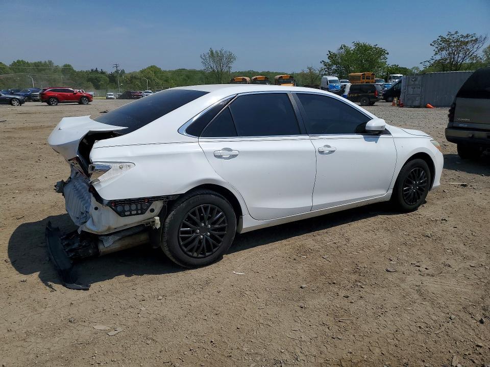2016 TOYOTA CAMRY LE — Фото 3 из 12