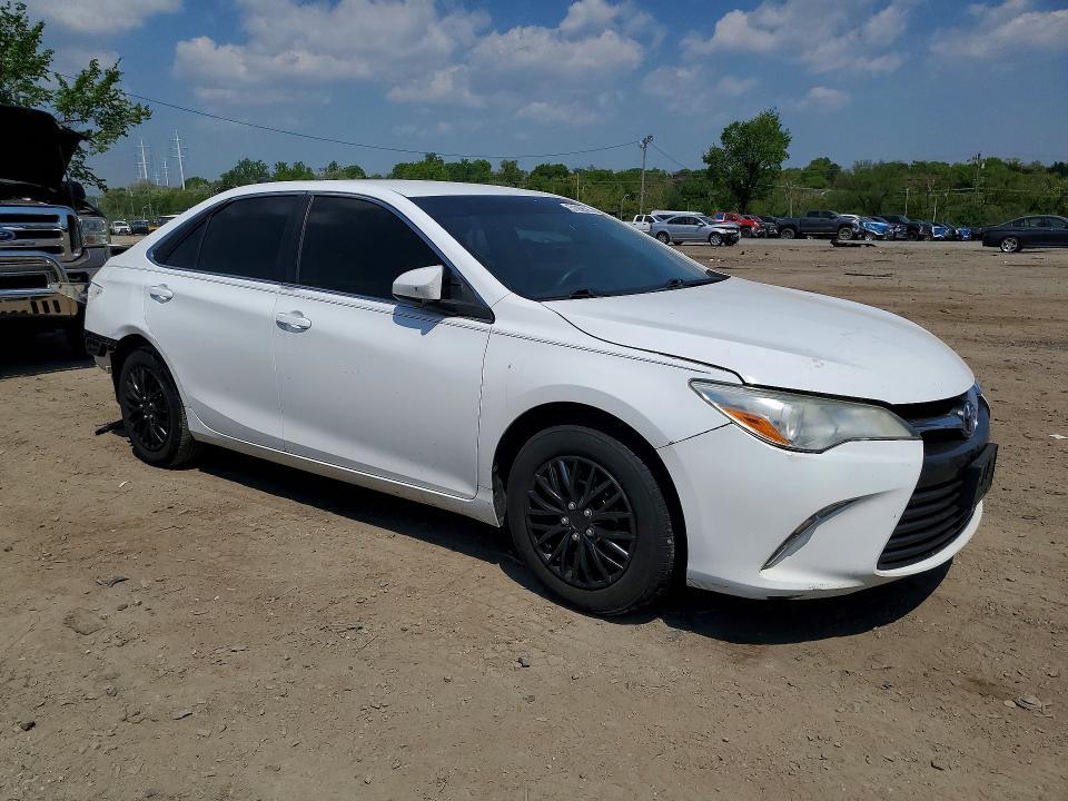 2016 TOYOTA CAMRY LE — Фото 4 из 12