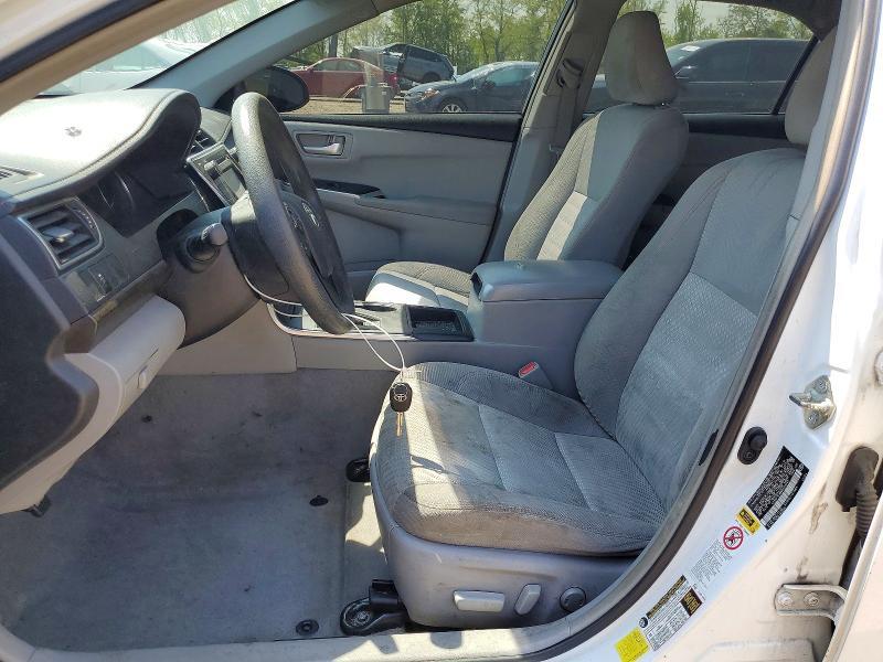2016 TOYOTA CAMRY LE — Фото 7 из 12