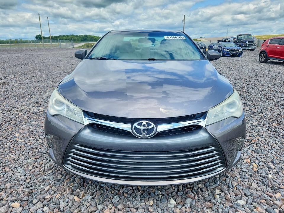 2016 TOYOTA CAMRY XLE — Фото 5 из 12