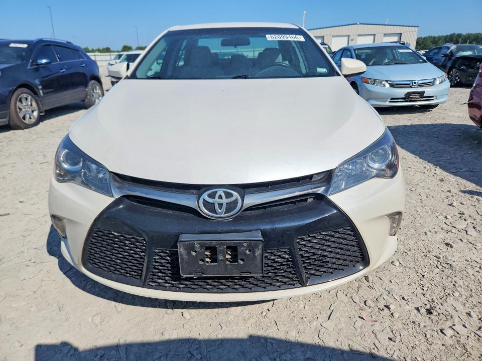 2016 TOYOTA CAMRY XSE — Фото 5 из 12