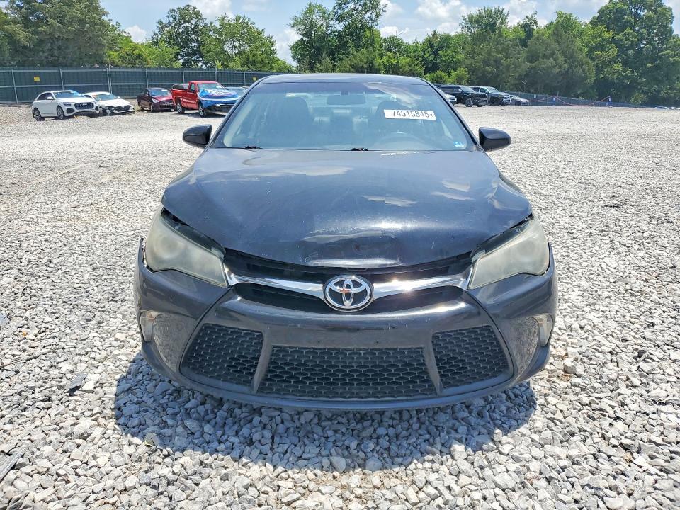 2016 TOYOTA CAMRY SE — Фото 5 из 12