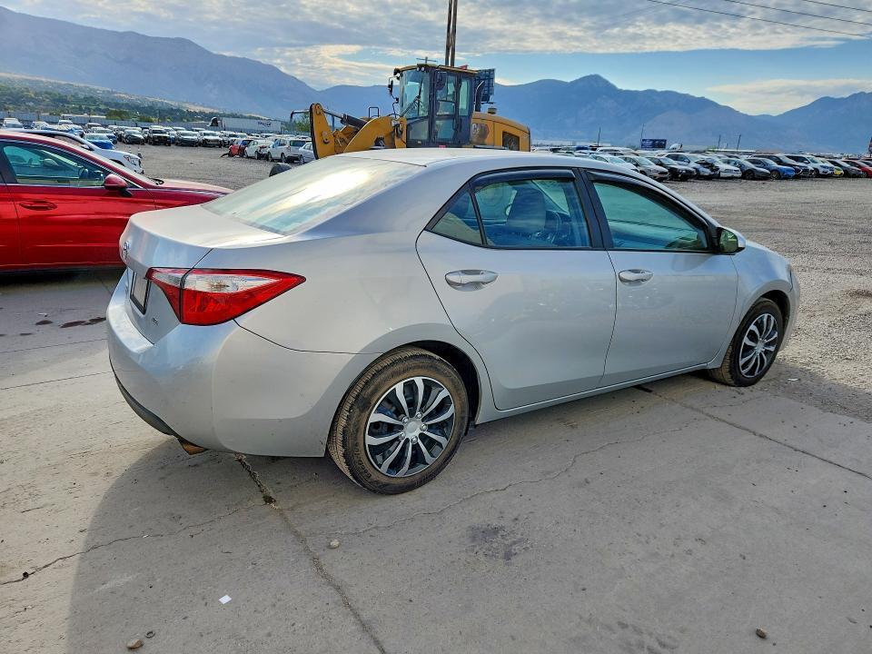 2016 TOYOTA COROLLA LE — Фото 3 из 12