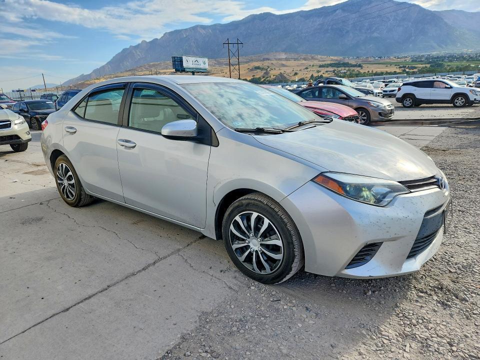2016 TOYOTA COROLLA LE — Фото 4 из 12