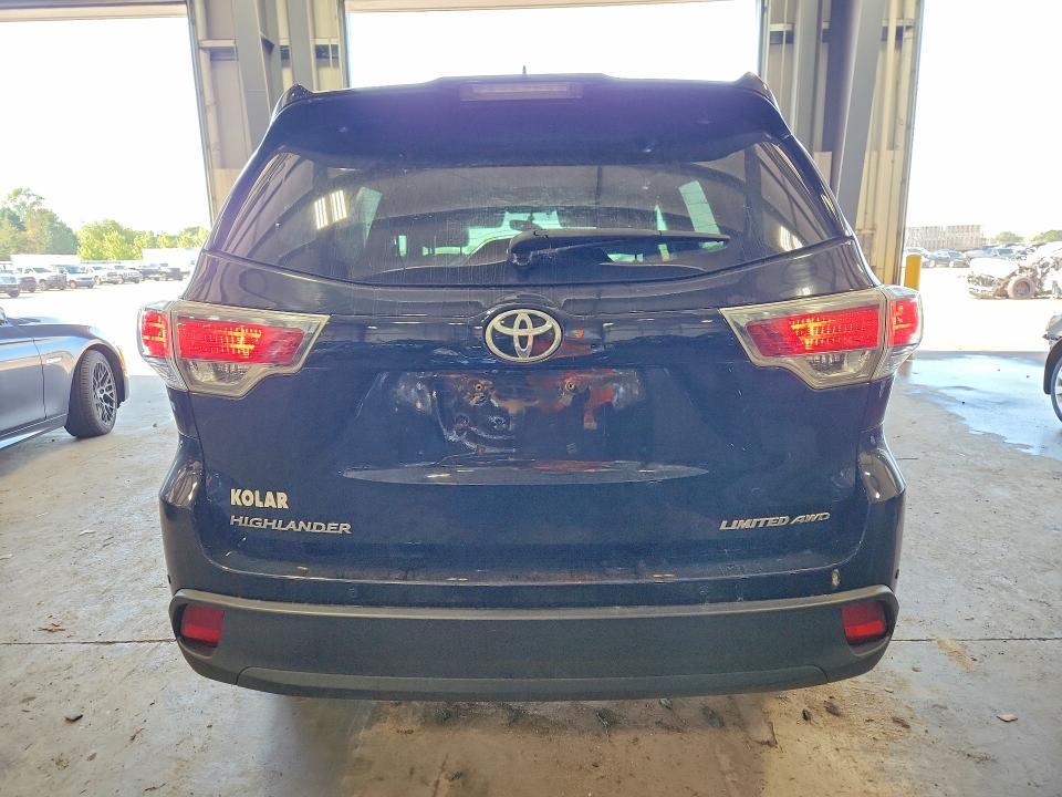 2016 TOYOTA HIGHLANDER LIMITED — Фото 6 из 13