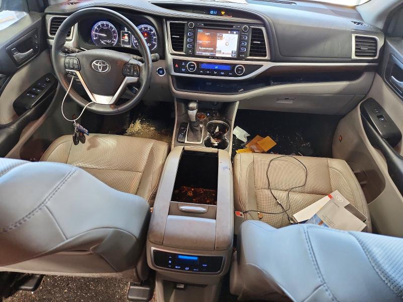 2016 TOYOTA HIGHLANDER LIMITED — Фото 8 из 13
