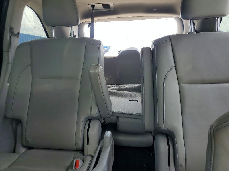 2016 TOYOTA HIGHLANDER XLE — Фото 10 из 14