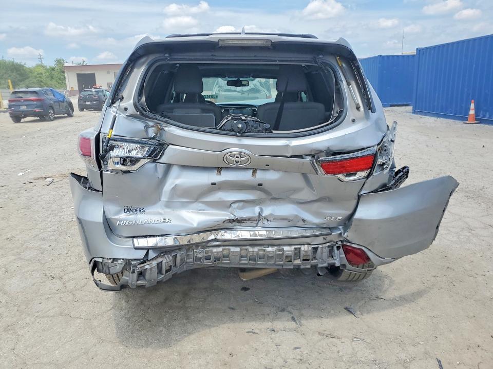 2016 TOYOTA HIGHLANDER XLE — Фото 6 из 14