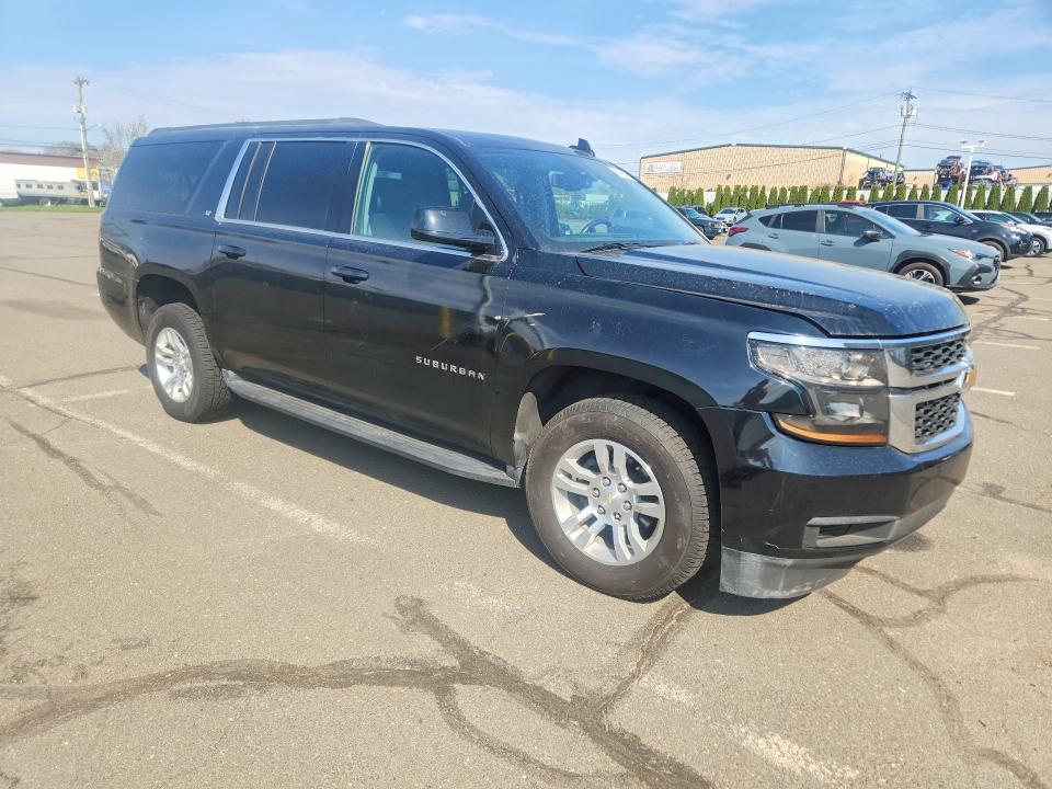 2017 CHEVROLET SUBURBAN K1500 LT — Фото 4 из 13