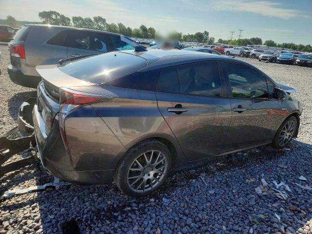 2016 TOYOTA PRIUS TWO — Фото 3 из 13