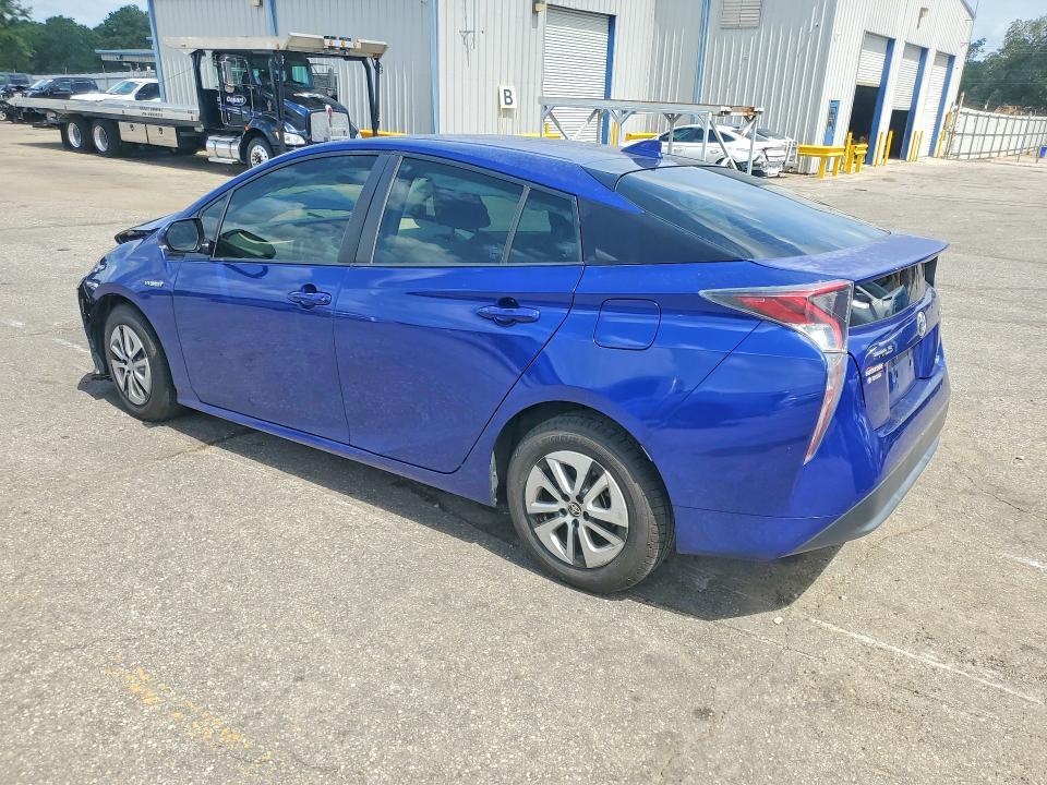 2016 TOYOTA PRIUS TWO ECO — Фото 2 из 12