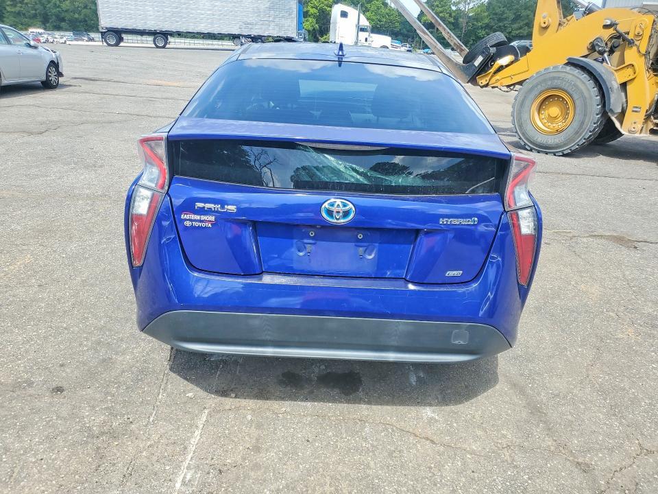 2016 TOYOTA PRIUS TWO ECO — Фото 6 из 12