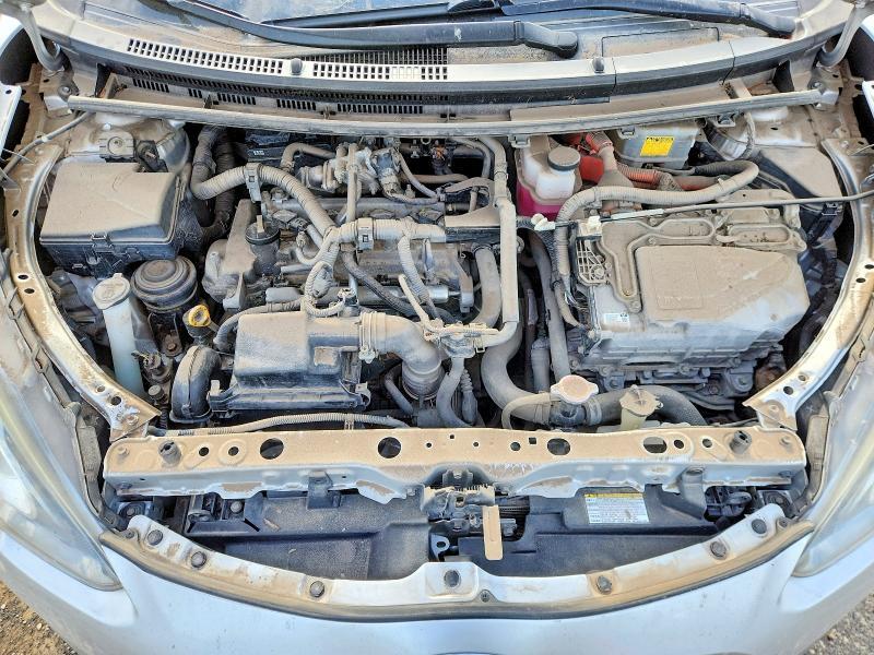 2016 TOYOTA PRIUS C TWO — Фото 11 из 12