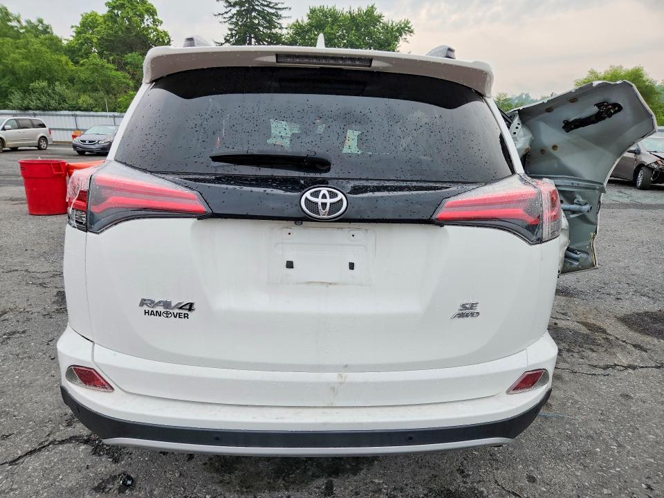 2016 TOYOTA RAV4 SE — Фото 6 из 13