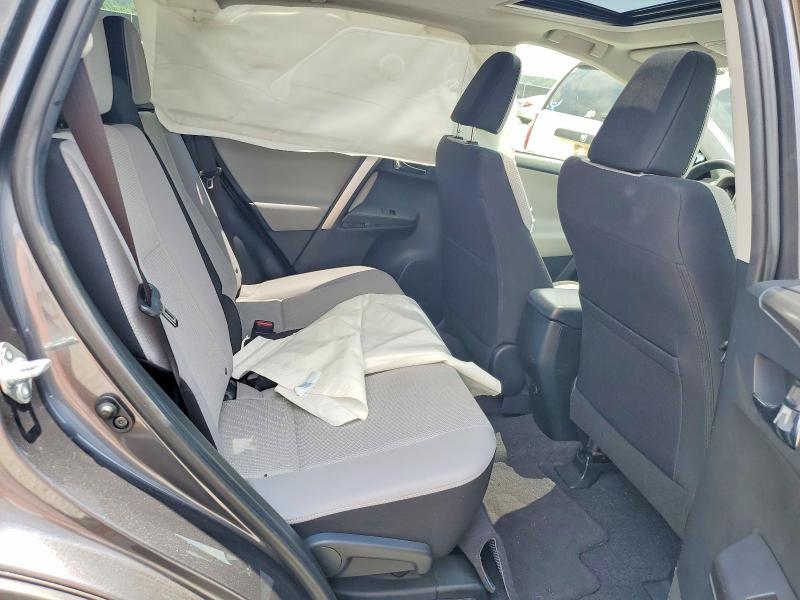 2016 TOYOTA RAV4 XLE — Фото 10 из 12