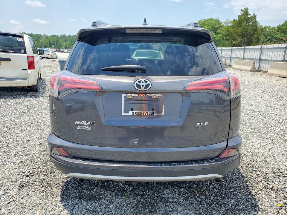 2016 TOYOTA RAV4 XLE — Фото 6 из 12