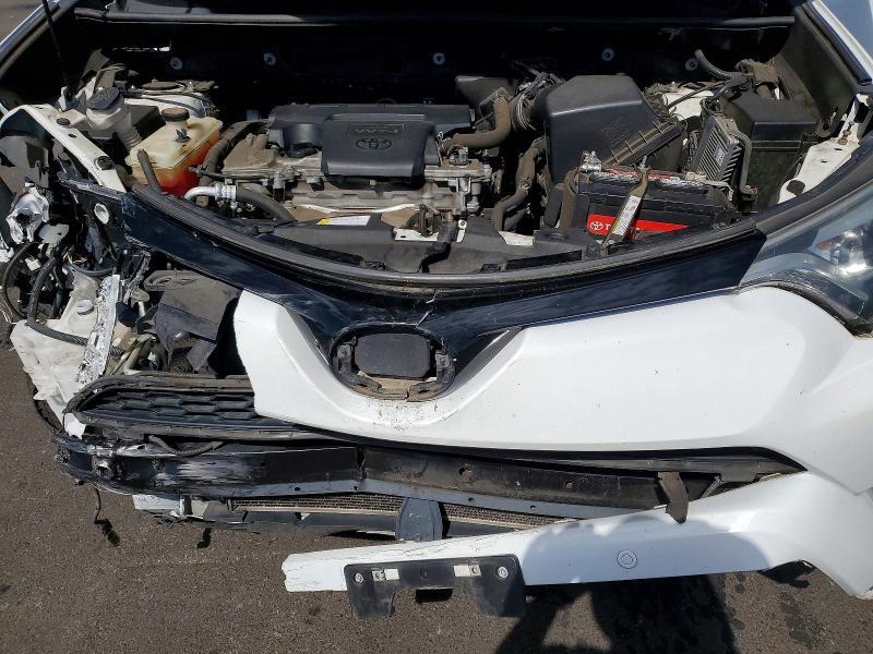 2016 TOYOTA RAV4 SE — Фото 11 из 13