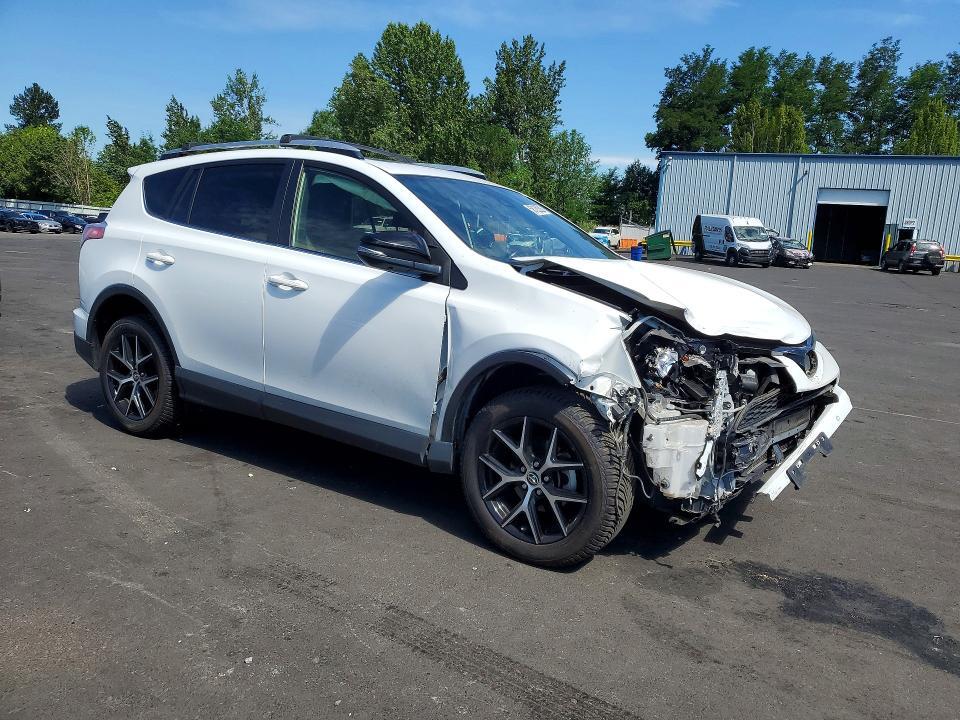 2016 TOYOTA RAV4 SE — Фото 4 из 13