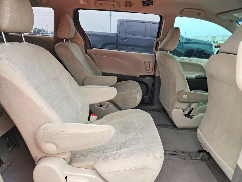 2016 TOYOTA SIENNA L 7-PASSENGER — Фото 11 из 13