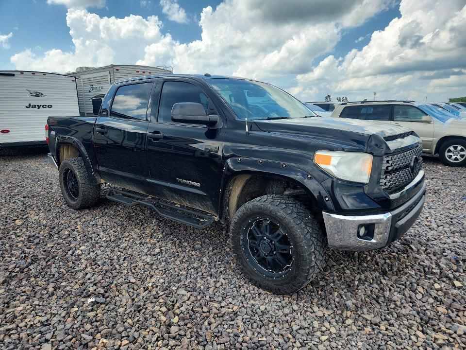 2016 TOYOTA TUNDRA SR5 — Фото 4 из 12
