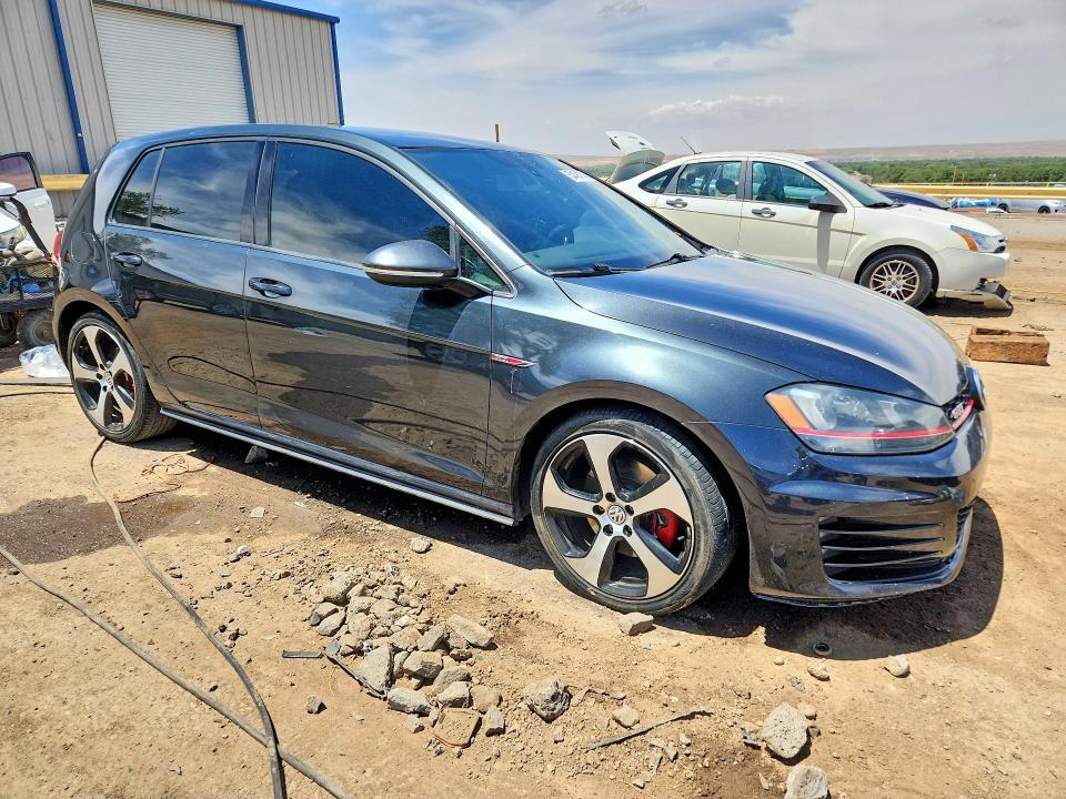 2016 VOLKSWAGEN GTI S — Фото 4 из 12