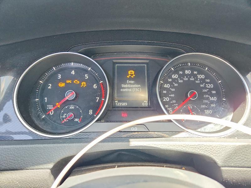 2016 VOLKSWAGEN GTI S — Фото 9 из 12