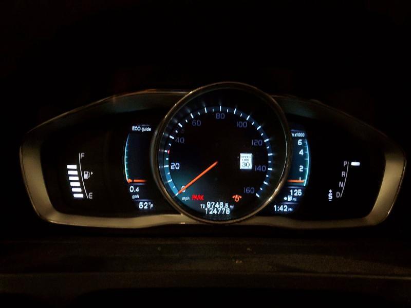 2016 VOLVO V60 CROSS COUNTRY PLATINUM — Фото 9 из 12