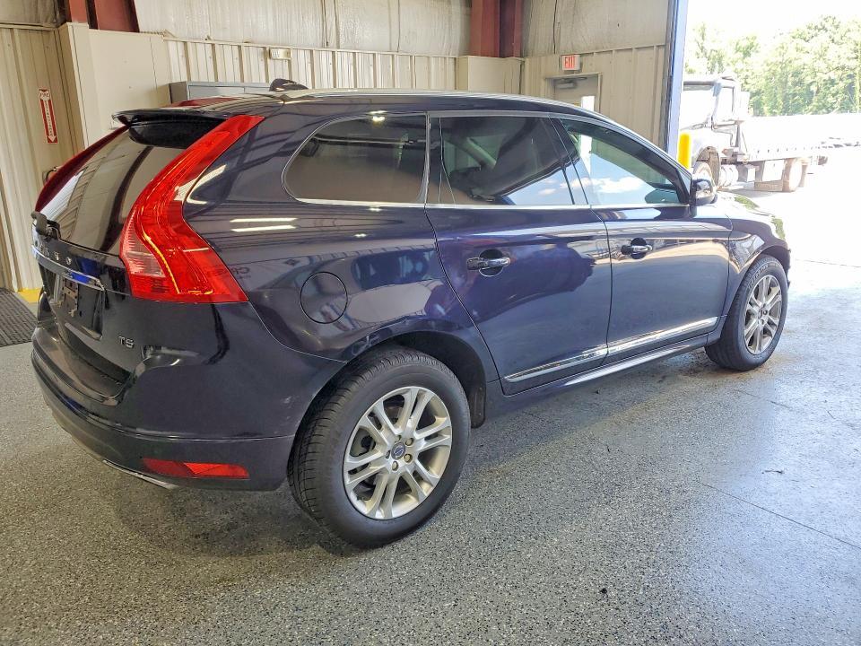 2016 VOLVO XC60 T5 PREMIER — Фото 3 из 13