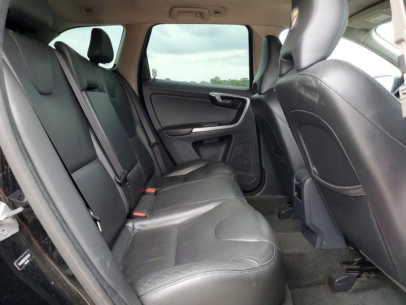 2016 VOLVO XC60 T6 PREMIER — Фото 11 из 14