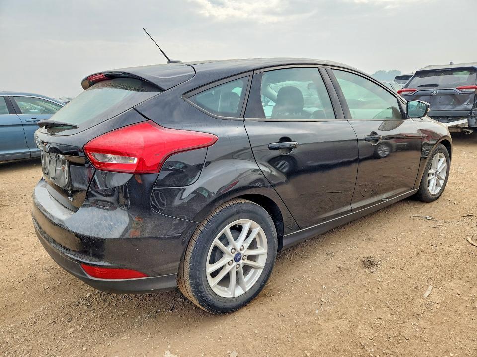 1FADP3K24HL317616 2017 FORD FOCUS photo no. 3