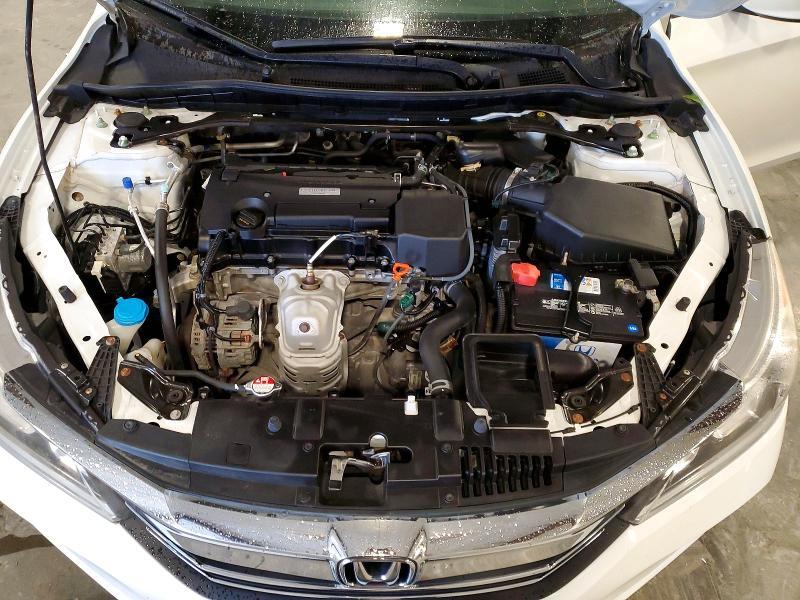 2017 HONDA ACCORD SPORT — Фото 11 из 12