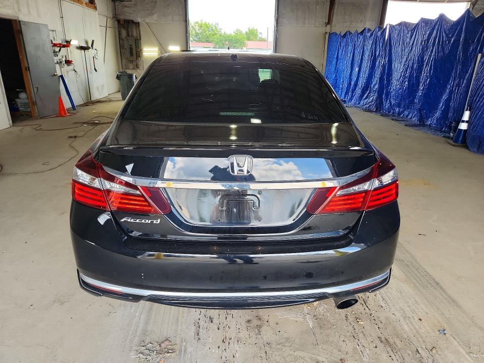 2017 HONDA ACCORD EXL — Фото 6 из 12