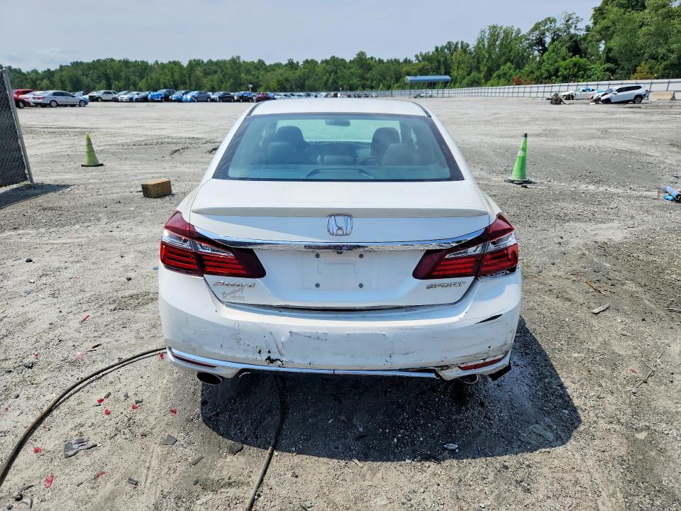 2017 HONDA ACCORD SPORT — Фото 6 из 12