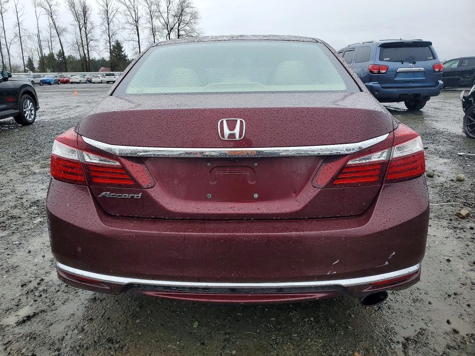 2017 HONDA ACCORD LX — Фото 6 из 12