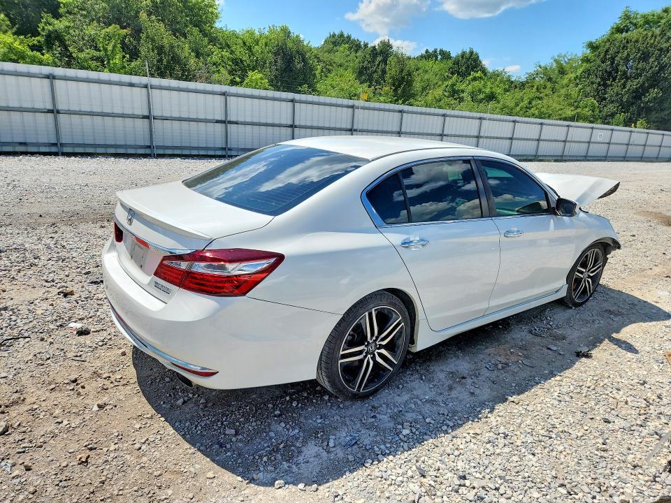 2017 HONDA ACCORD SPORT SPECIAL EDITION — Фото 3 из 13