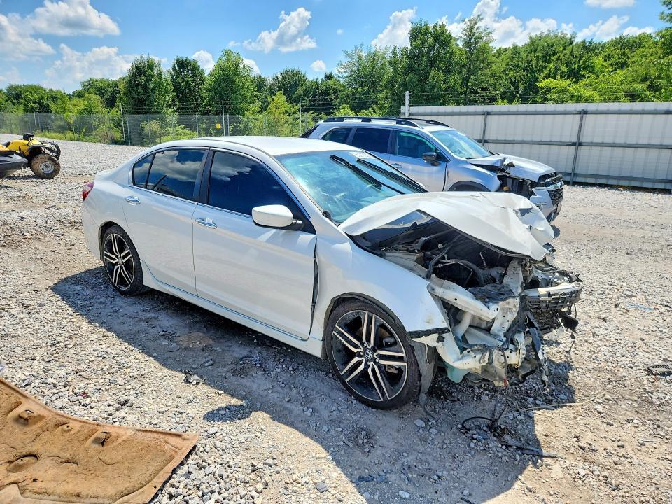 2017 HONDA ACCORD SPORT SPECIAL EDITION — Фото 4 из 13