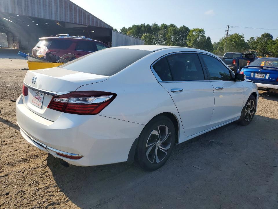 2017 HONDA ACCORD LX — Фото 3 из 12