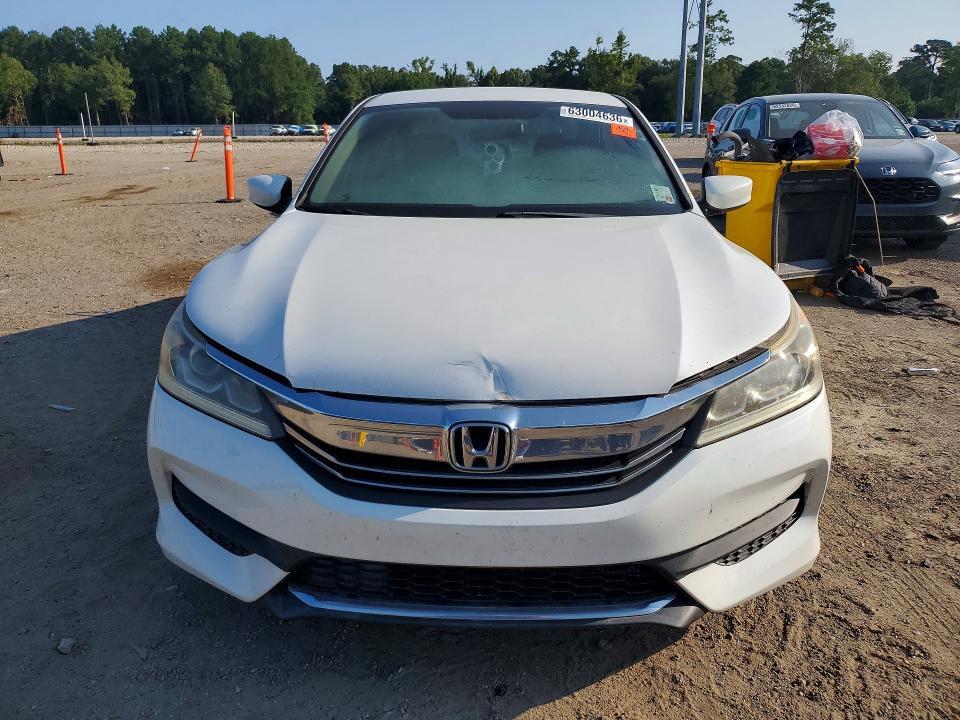 2017 HONDA ACCORD LX — Фото 5 из 12