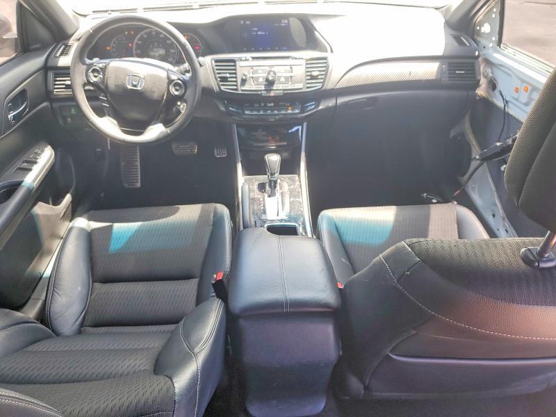 1HGCR2F57HA205808 2017 HONDA ACCORD photo no. 8
